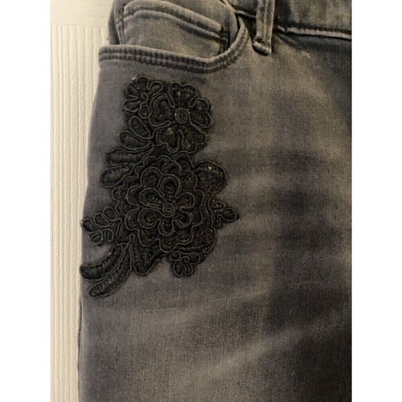 whitehouse black market denim with embroidery size 2 Skinny Ankle - Picture 5 of 5